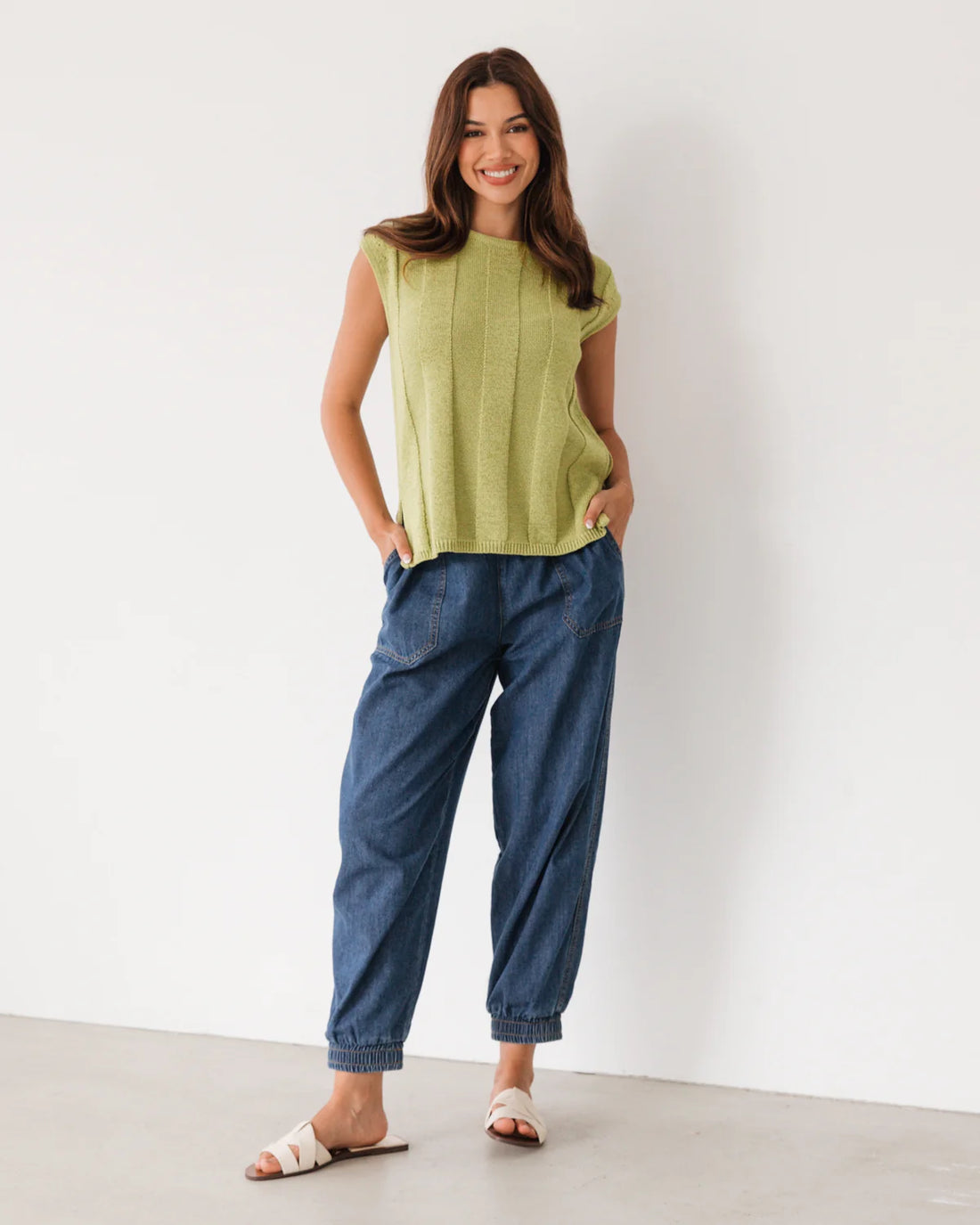 LARA Knit top